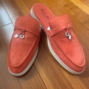 Loro Piana Babouche Charms Summer Walk
